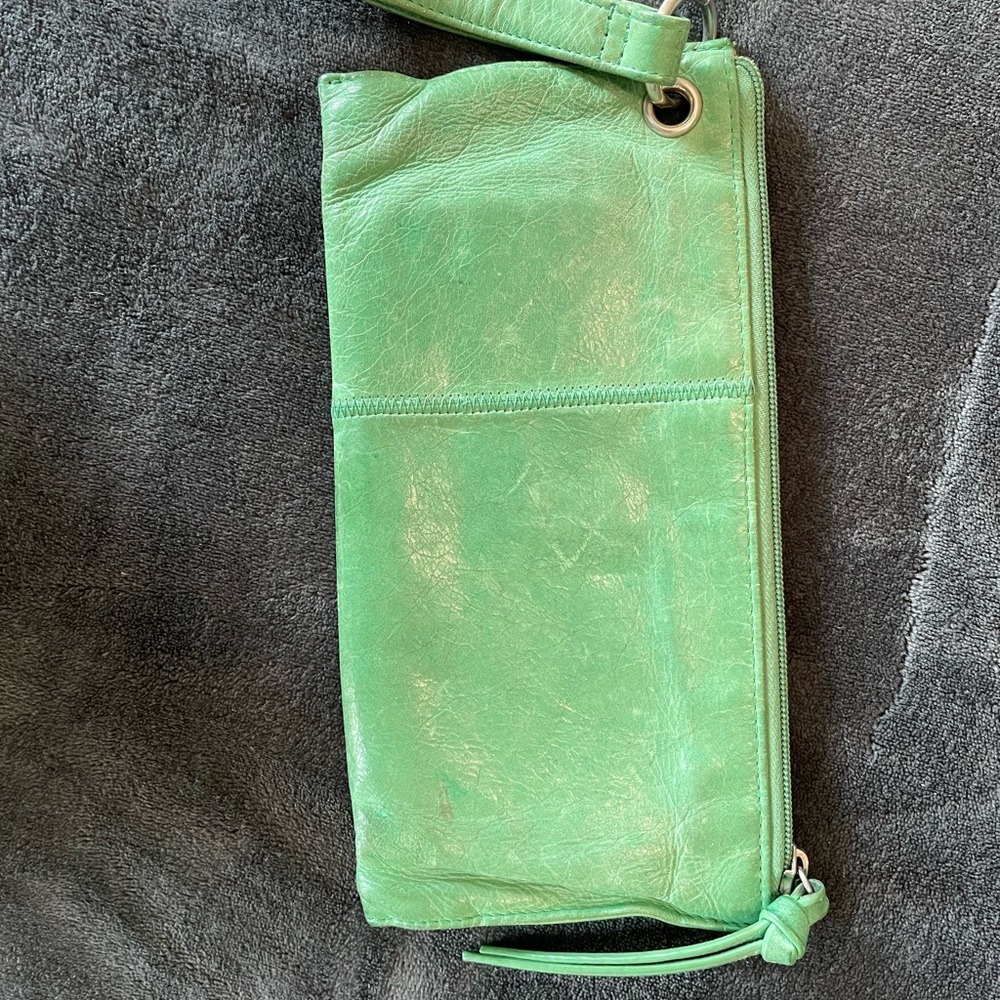 Used HOBO zip clutch